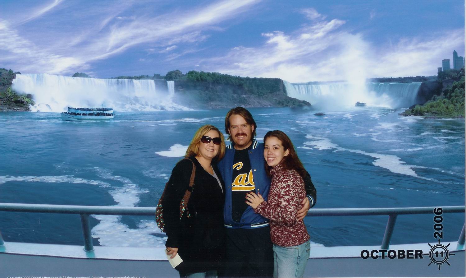 Deb, Drew & Sheila @ Niagra